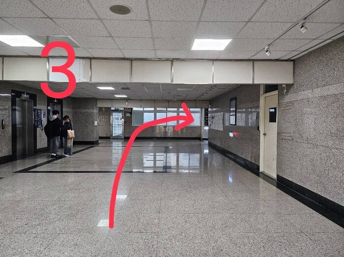 Image 3: Then, turn right.(Open new window/jpg file)